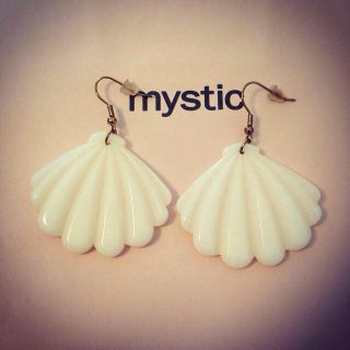 ミスティック(mystic)のシェルピアス♥︎(ピアス)