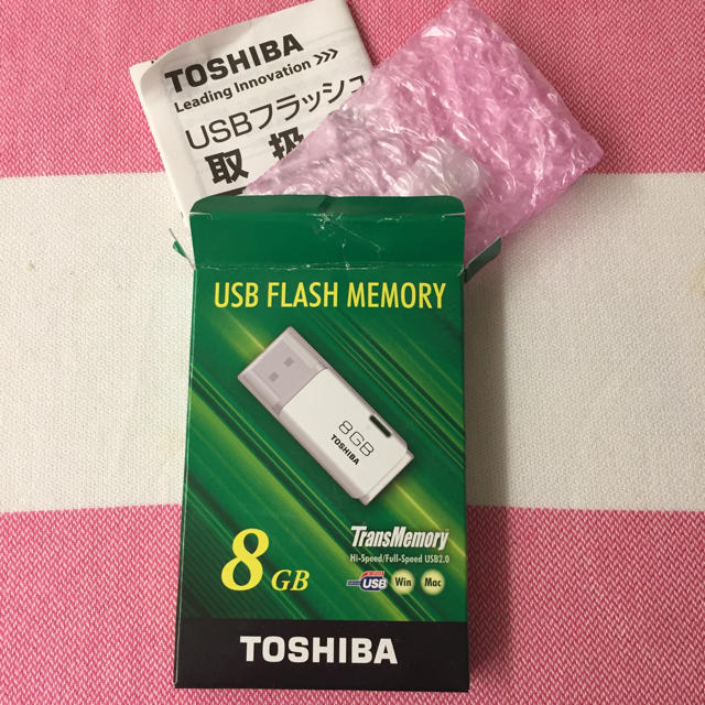 東芝(トウシバ)のUSB フラッシュメモリ 8GB TOSHIBA 未使用 スマホ/家電/カメラのPC/タブレット(PC周辺機器)の商品写真