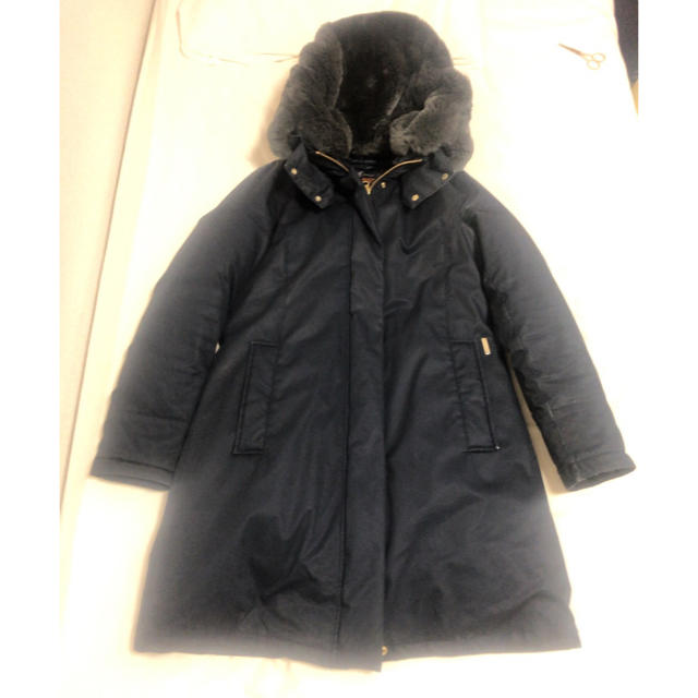 WOOLRICH(ウールリッチ)のゆず様専用【定価158940・ワンシーズン着用】ウールリッチ ネイビー レディースのジャケット/アウター(ダウンコート)の商品写真