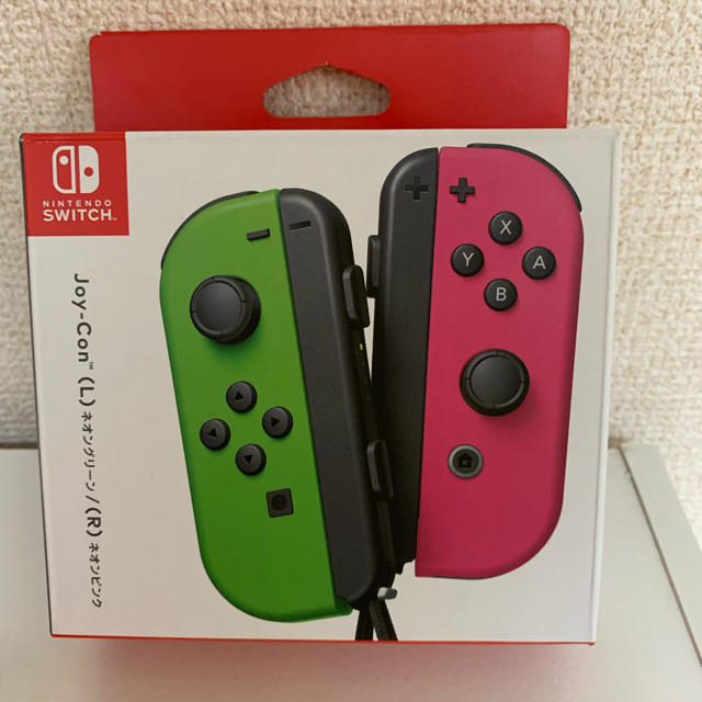 Nintendo Switch(ニンテンドースイッチ)のJoy-Con ネオングリーン ネオンピンク エンタメ/ホビーのゲームソフト/ゲーム機本体(家庭用ゲーム機本体)の商品写真