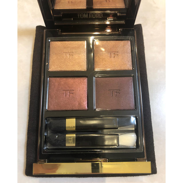 【新品未使用】TOMFORD アイ カラー クォード ハネムーン 1