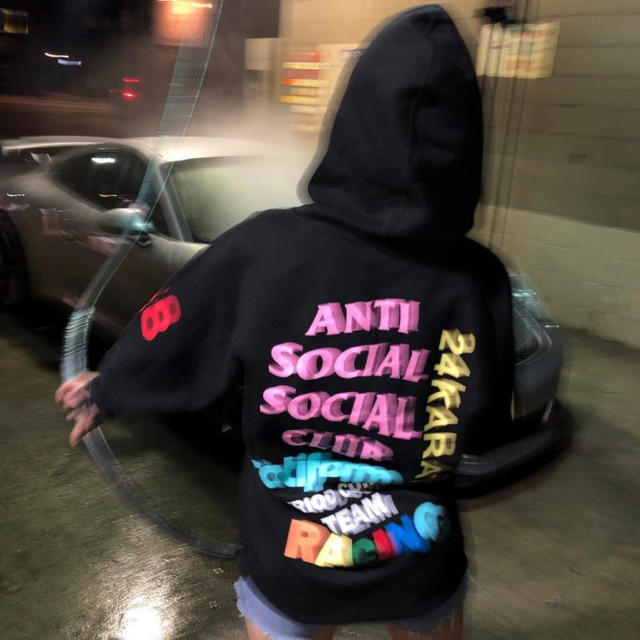 【即完売】ANTI SOCIAL SOCIAL CLUB コラボフーディ