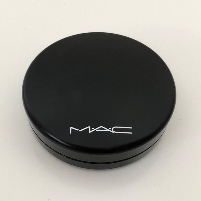 MAC(マック)のMAC ミネラライズ スキンフィニッシュ ミディアムダーク コスメ/美容のベースメイク/化粧品(フェイスパウダー)の商品写真