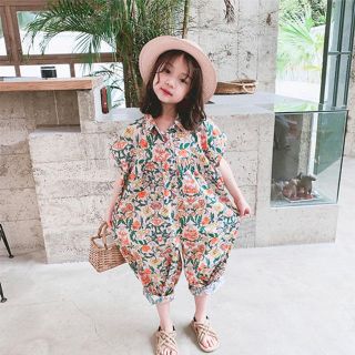 韓国子供服 小花柄ワンピース サロペット 110センチ(ワンピース)