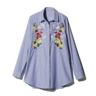 グレイル(GRL)の【ほぼ新品】GRLの柄入りストライプシャツ♪(シャツ/ブラウス(長袖/七分))