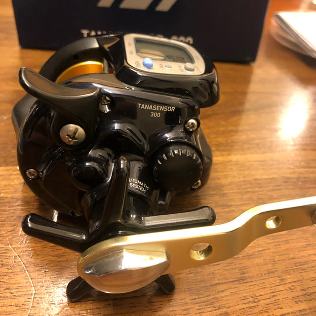 DAIWA - ダイワ リール 17 タナセンサー 300の通販 by mugikote's shop|ダイワならラクマ DAIWA - ダイワ リール 17 タナセンサー 300の通販 by mugikote's shop|ダイワならラクマ
