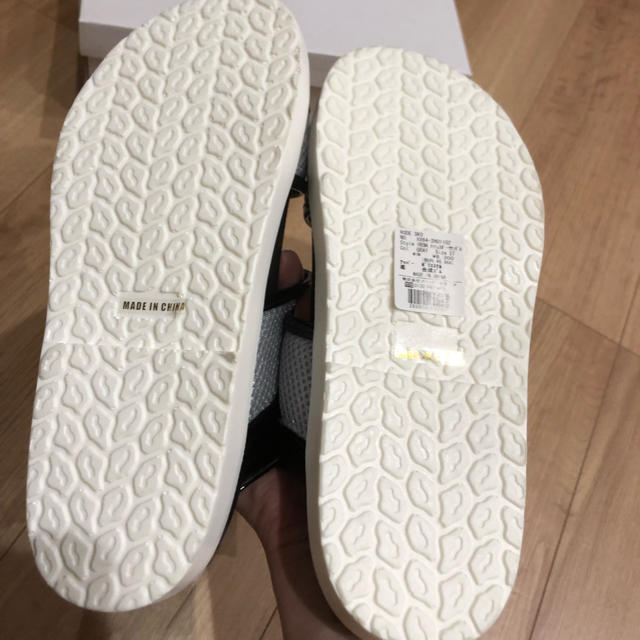 新品未使用☆ロデスコのサンダル 2