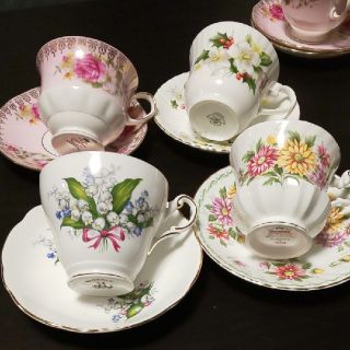 ロイヤルアルバート(ROYAL ALBERT)の鈴蘭さま スペシャルセット カップとソーサ4客組(グラス/カップ)