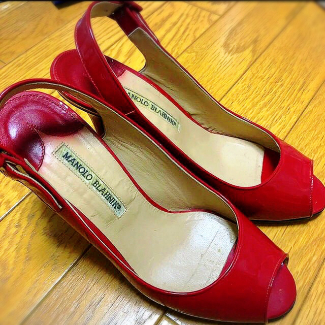 MANOLO BLAHNIK - マノロブラニク・エナメルパンプスの通販 by Tiffany｜マノロブラニクならラクマ