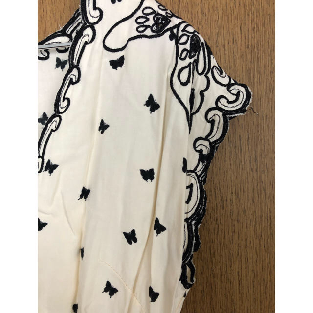 ANNA SUI(アナスイ)のANNA SUI 刺繍バタフライ ワンピース レディースのワンピース(ミニワンピース)の商品写真
