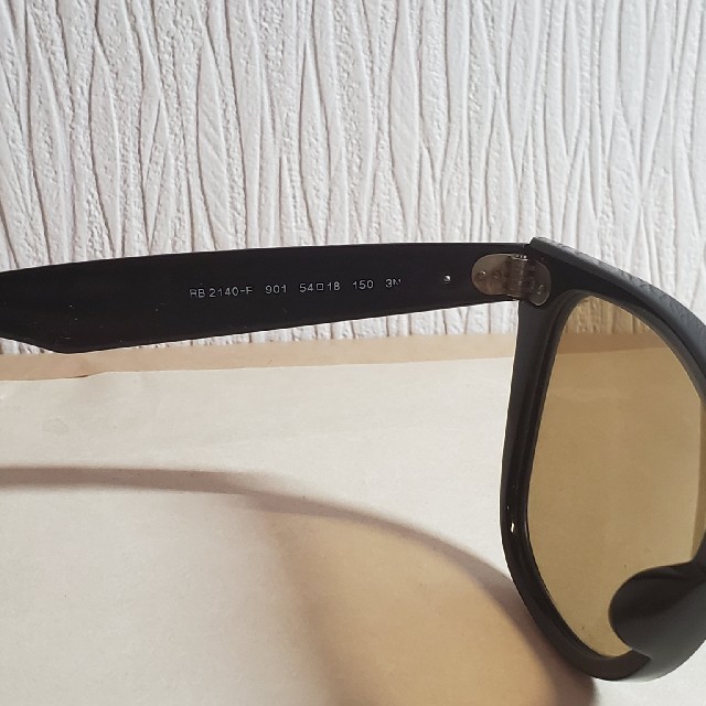 Ray-Ban(レイバン)のRay-Ban　レイバン　RB2140-F　木村拓哉 メンズのファッション小物(サングラス/メガネ)の商品写真