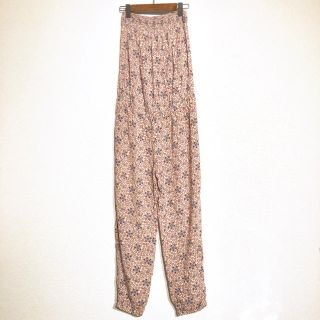 ザラ(ZARA)のZARA ザラ 花柄 オールインワン ロンパース(オールインワン)