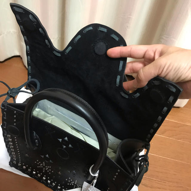 GRACE CONTINENTAL(グレースコンチネンタル)のｂｍ3専用カービングバック スタッズ レディースのバッグ(ハンドバッグ)の商品写真