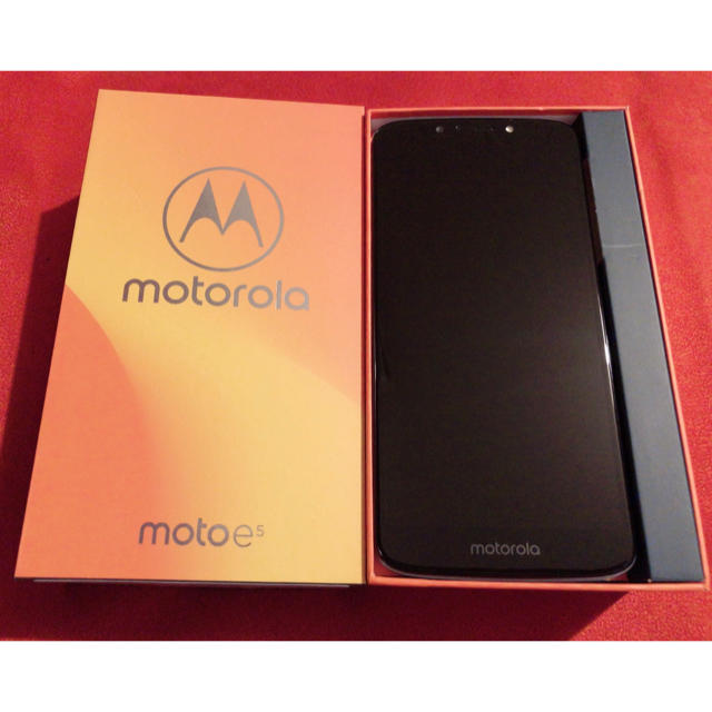 ☆新品未使用☆ moto e5 SIMフリー フラッシュグレー