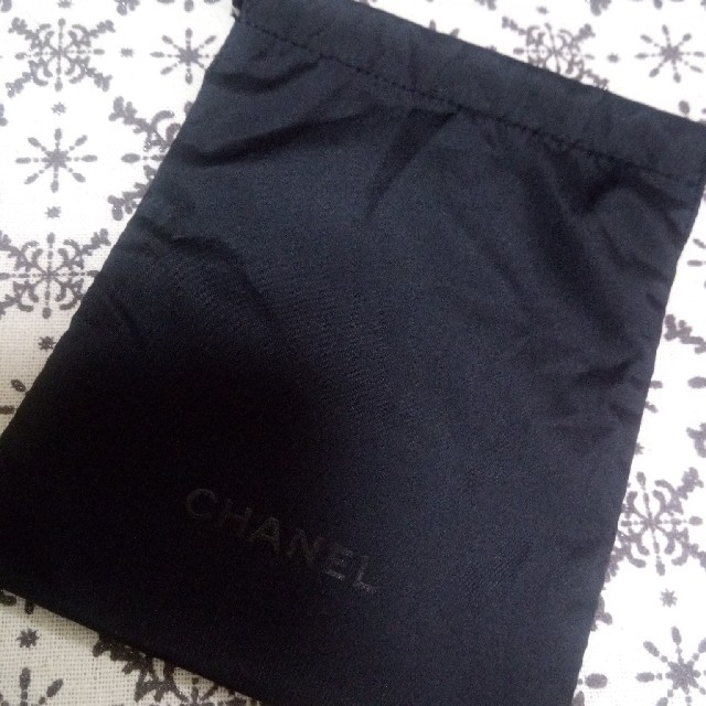 CHANEL(シャネル)のシャネル巾着 レディースのファッション小物(ポーチ)の商品写真
