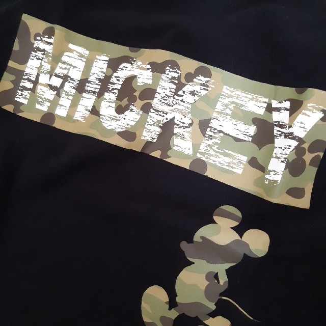 Disney(ディズニー)の【送料込】ディズニー ミッキーＴシャツ 140 キッズ/ベビー/マタニティのキッズ服男の子用(90cm~)(Tシャツ/カットソー)の商品写真