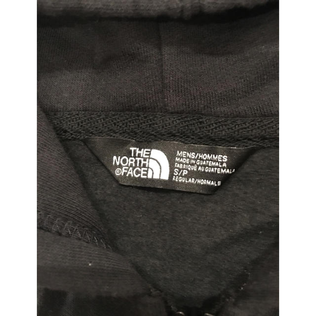 THE NORTH FACE(ザノースフェイス)の【美品】ノースフェイス パーカー ブラック S メンズのトップス(パーカー)の商品写真