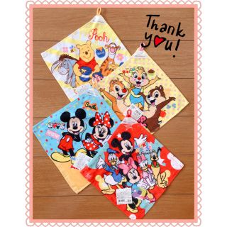 ディズニー(Disney)のDisney ループ付きハンドタオル 4枚セット(タオル/バス用品)