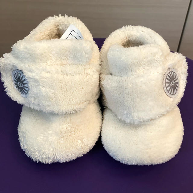 UGG(アグ)のUGG ベビー ファーストシューズ キッズ/ベビー/マタニティのベビー靴/シューズ(~14cm)(その他)の商品写真