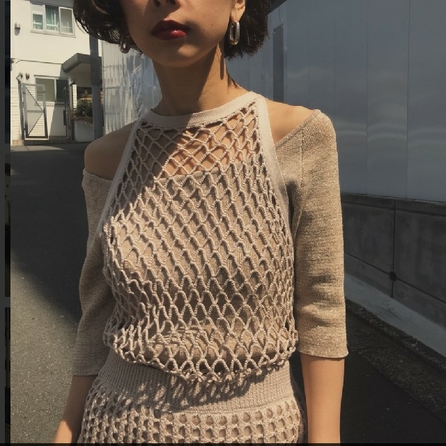 Ameri VINTAGE(アメリヴィンテージ)の  MEDI  CROCHET  LAYERED  KNIT

 レディースのトップス(ニット/セーター)の商品写真