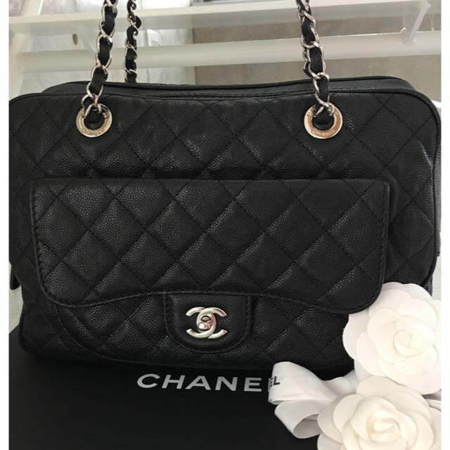 CHANEL(シャネル)の超美品 シャネル  正規品 チェーンバック♡CHRISTINEさまご専用品♡ レディースのバッグ(ショルダーバッグ)の商品写真