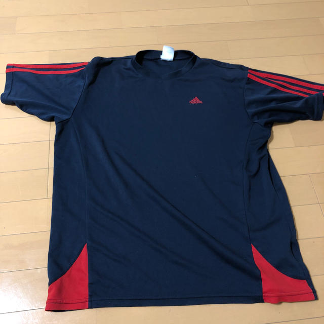 adidas(アディダス)のadidasTシャツ メンズのトップス(Tシャツ/カットソー(半袖/袖なし))の商品写真