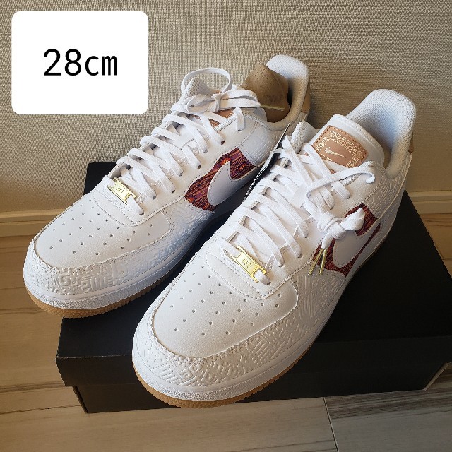 NIKE(ナイキ)のてんてん様専用 28㎝ NIKE AIR FORCE 1 ’07 LV8 メンズの靴/シューズ(スニーカー)の商品写真