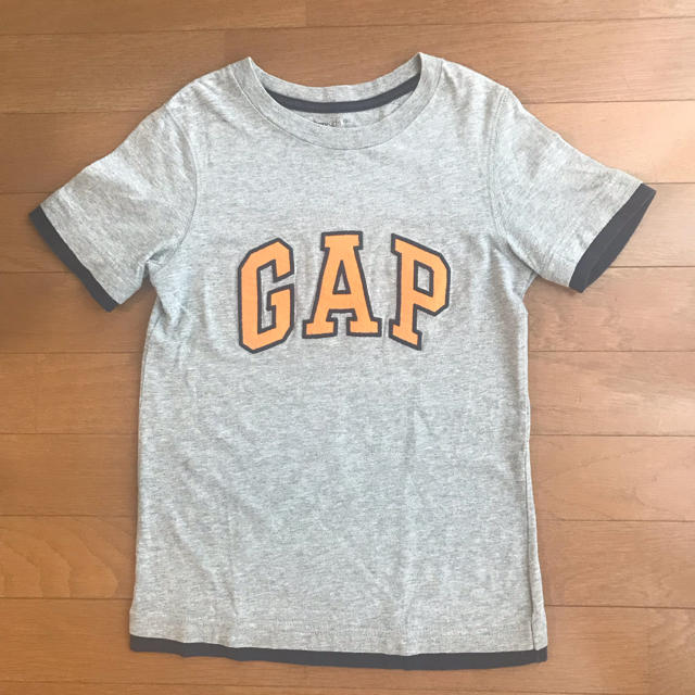 GAP(ギャップ)のトッキー様ご専用★GAP半袖Tシャツ130 キッズ/ベビー/マタニティのキッズ服男の子用(90cm~)(Tシャツ/カットソー)の商品写真