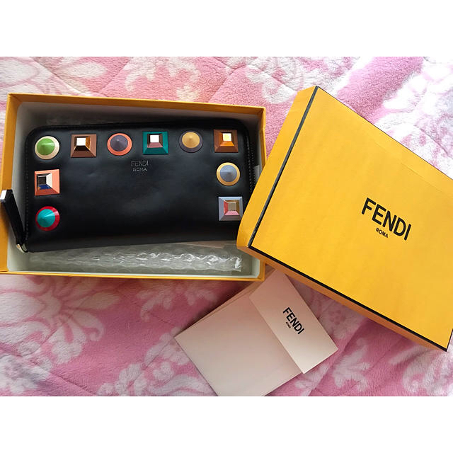 FENDI(フェンディ)のFENDI ＊ 長財布 正規品 レディースのファッション小物(財布)の商品写真