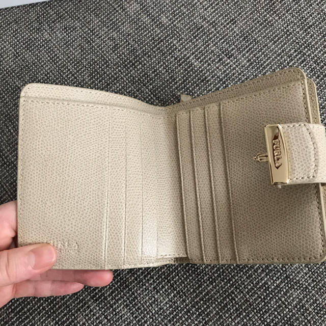 Furla(フルラ)のフルラ 二つ折り財布 メトロポリス レディースのファッション小物(財布)の商品写真