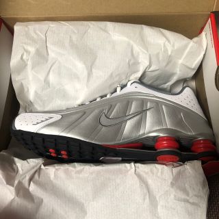 ナイキ(NIKE)のNIKE ショックス R4(スニーカー)