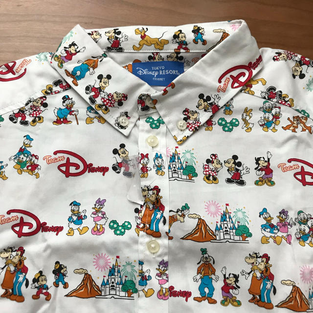 Disney(ディズニー)のチームディズニー シャツ レディースのトップス(シャツ/ブラウス(長袖/七分))の商品写真