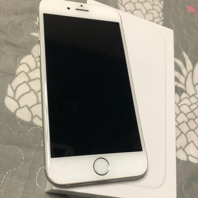 iPhone Silver 64 GB docomo