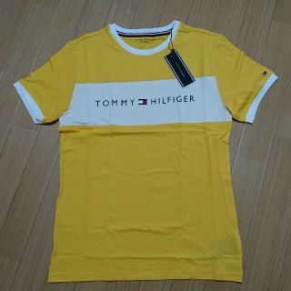 トミーヒルフィガー(TOMMY HILFIGER)のXLサイズ トミーヒルフィガー yellow Tシャツ(Tシャツ(半袖/袖なし))