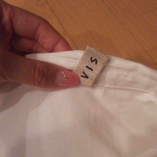 ViS(ヴィス)の白シャツViS♡送料込み レディースのトップス(シャツ/ブラウス(長袖/七分))の商品写真
