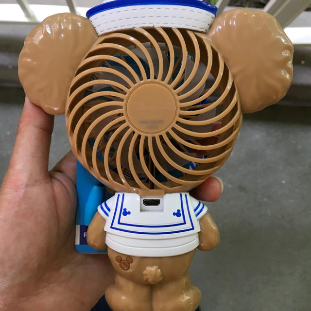 ダッフィー とってもかわいい 実用的 ダッフィーの小型扇風機 香港ディズニーランドの通販 By Sakikana ダッフィーならラクマ ダッフィー とってもかわいい 実用的 ダッフィーの小型扇風機 香港ディズニーランドの通販 By Sakikana ダッフィーならラクマ