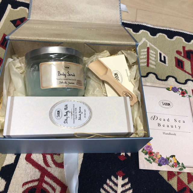 SABON(サボン)のSABON スクラブ&ボディーミルクセット コスメ/美容のボディケア(バスグッズ)の商品写真