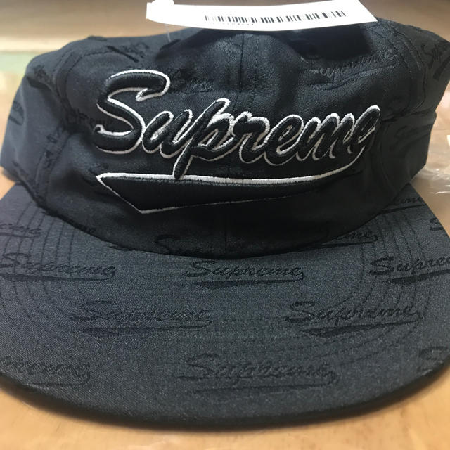 Supreme(シュプリーム)のSupreme Jacquard Script 6-Panel シュプリーム メンズの帽子(キャップ)の商品写真