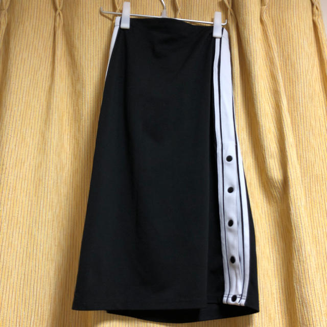 SPINNS(スピンズ)のラインスカート レディースのスカート(ロングスカート)の商品写真