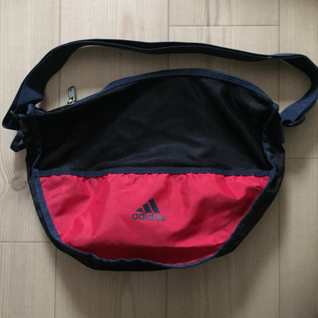 adidas(アディダス)の専用です！ アディダス バッグ キッズ/ベビー/マタニティのこども用バッグ(その他)の商品写真