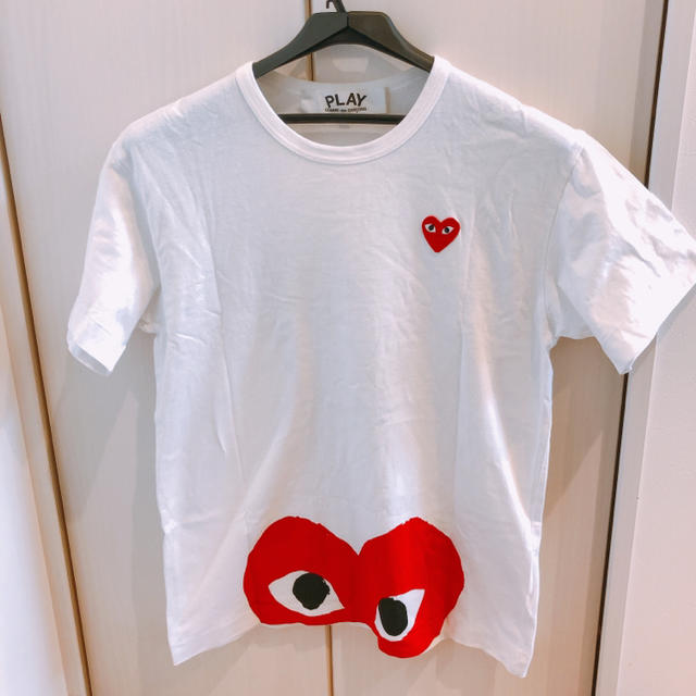 COMME des GARCONS(コムデギャルソン)のコムデギャルソン プレイ Tシャツ メンズのトップス(Tシャツ/カットソー(半袖/袖なし))の商品写真