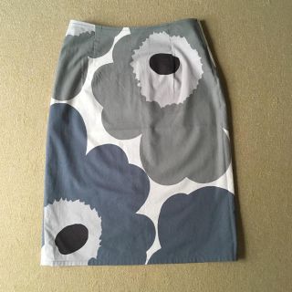 マリメッコ(marimekko)のmarimekko＊UNIKKO＊マリメッコ＊ウニッコ＊コットンスカート(ひざ丈スカート)