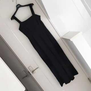 ザラ(ZARA)のストラディバリウス  黒 サロペット サマーサロペット(サロペット/オーバーオール)