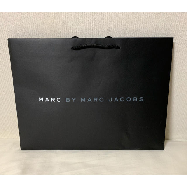 MARC BY MARC JACOBS(マークバイマークジェイコブス)のMARC BY MARC JACOBS 紙袋 レディースのバッグ(ショップ袋)の商品写真