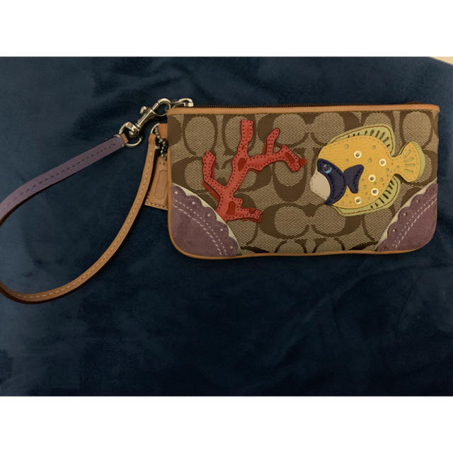 COACH(コーチ)のCOACH ミニバッグ ポーチ お魚 レディースのファッション小物(ポーチ)の商品写真