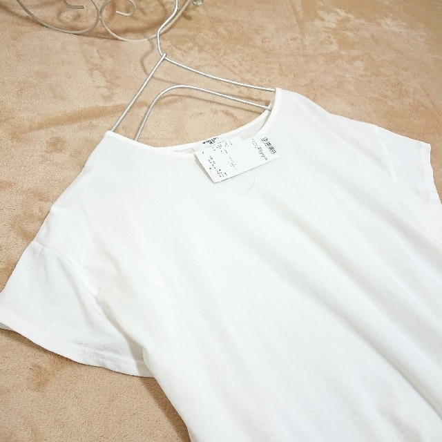 NATURAL BEAUTY BASIC(ナチュラルビューティーベーシック)のNATURAL BEAUTY BASIC *新品 刺繍 Tシャツ* レディースのトップス(Tシャツ(半袖/袖なし))の商品写真
