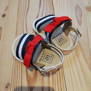 ベビーギャップ(babyGAP)のちの様専用☆babyGAP　サンダル　6-12m(サンダル)