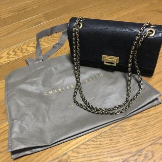 チャールズアンドキース(Charles and Keith)のMm様専用 CHARLES&KEITH レース柄クラッチバッグ 黒(クラッチバッグ)