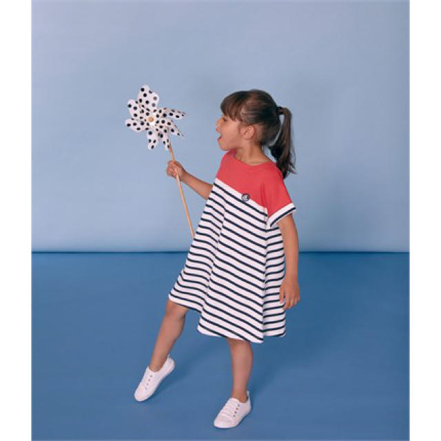 PETIT BATEAU(プチバトー)のもか☆様専用♡4ans プチバトー カラーブロックマリニエールワンピース キッズ/ベビー/マタニティのキッズ服女の子用(90cm~)(ワンピース)の商品写真