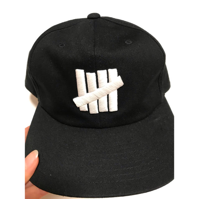 UNDEFEATED(アンディフィーテッド)のUNDEFEATED CAP アンディフィーテッド キャップ メンズの帽子(キャップ)の商品写真